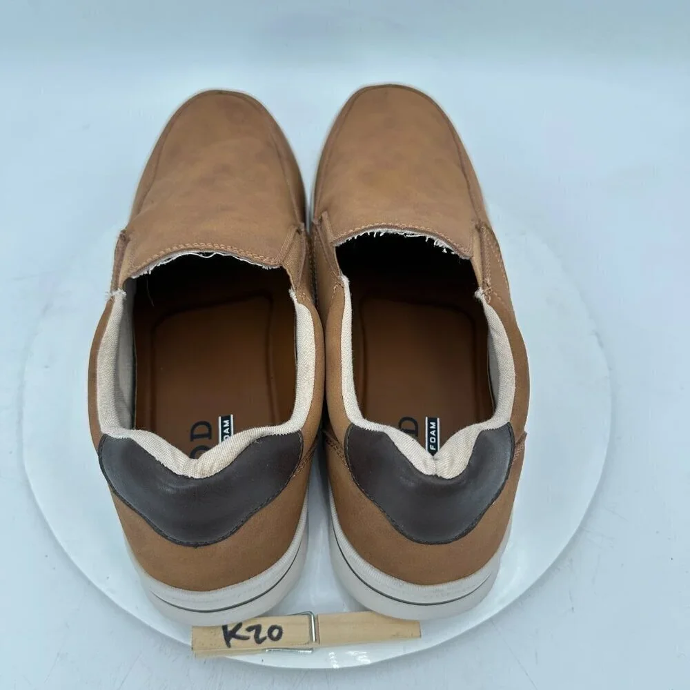 Izod Memory Foam Men Size 13M Brown Leather Elastic Pull On Casual Shoes